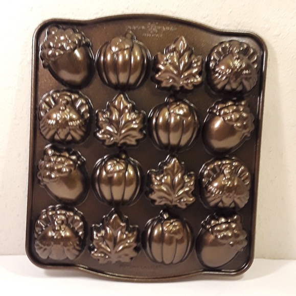 Nordic Ware Other - 👹SOLD👹Nordic Ware Autumn Cake Pan Thanksgiving Nordic Ware Other - 👹SOLD👹Nordic Ware Autumn Cake Pan Thanksgiving